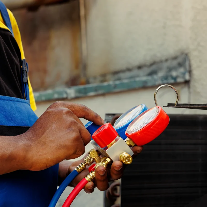 close-up-hvac-system-manometers (1)